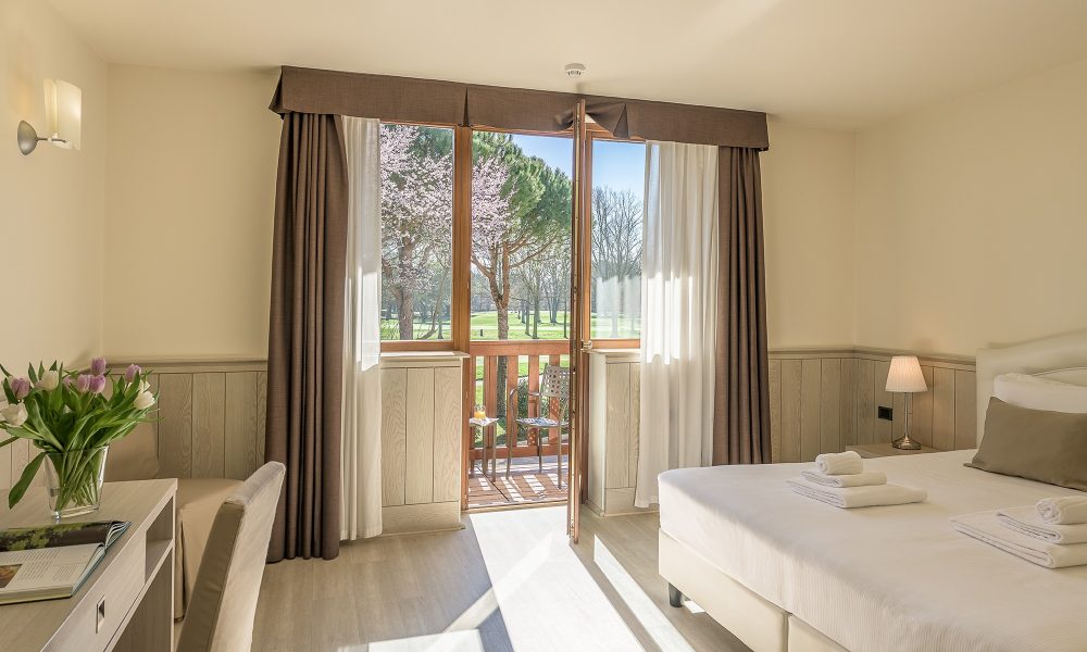 Hotel-Golf-Inn_Camera-4_Standard_115-HDR